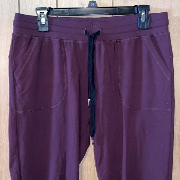 Zyia Joggers size large - Picture 3 of 9